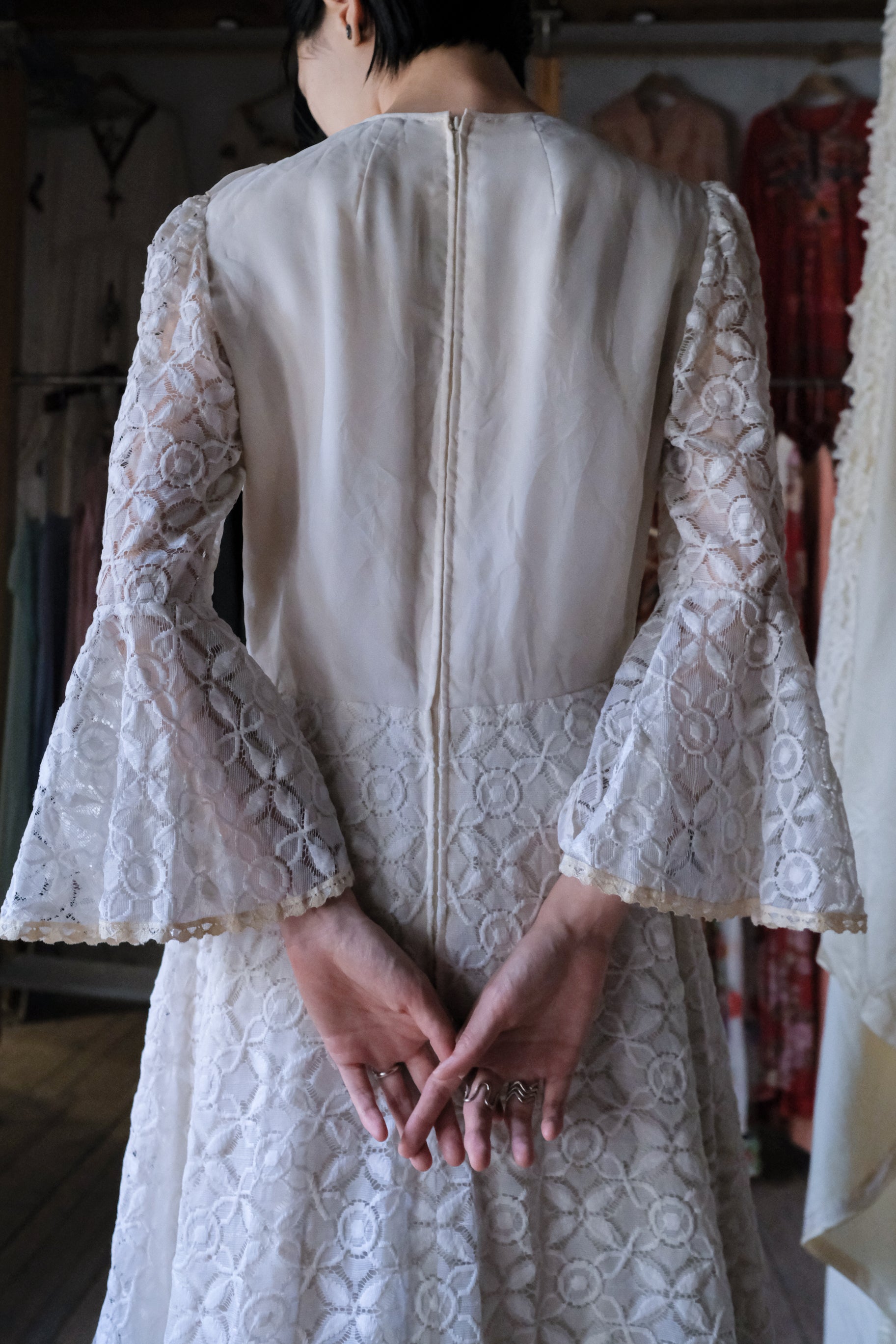1960-1980's Floral Lace Jacquard Wedding Dress / 古董花雨蕾絲婚裙