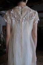 1960-1980's Spring Bud Lace Gown / 古董花朵蕾絲薄紗婚裙