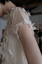 1960-1980's Spring Bud Lace Gown / 古董花朵蕾絲薄紗婚裙