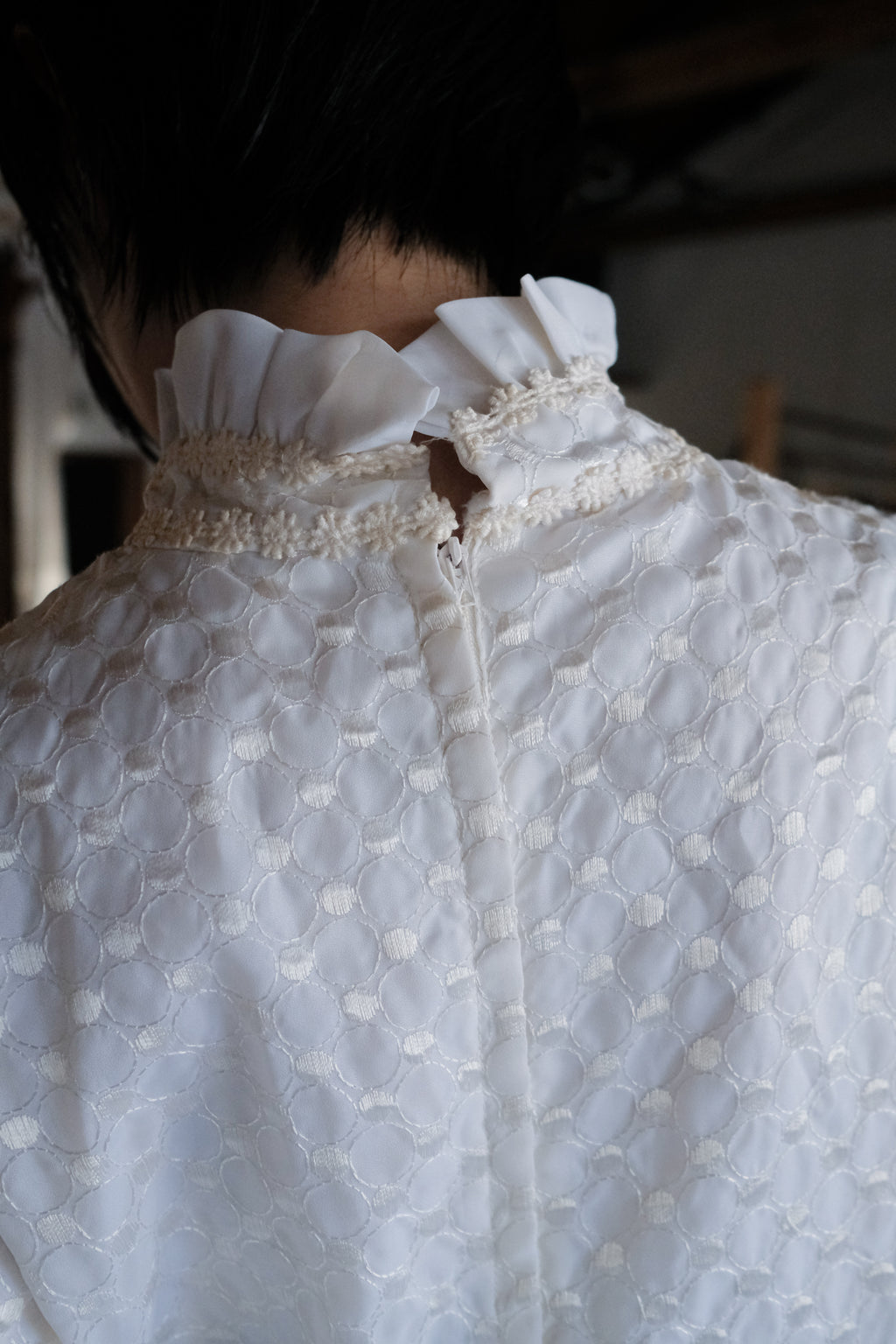 1960-1980's Dotted Jacquard Lace Cascade Gown / 古董波點蕾絲緹花長尾褶婚裙