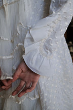 1960-1980's Dotted Jacquard Lace Cascade Gown / 古董波點蕾絲緹花長尾褶婚裙