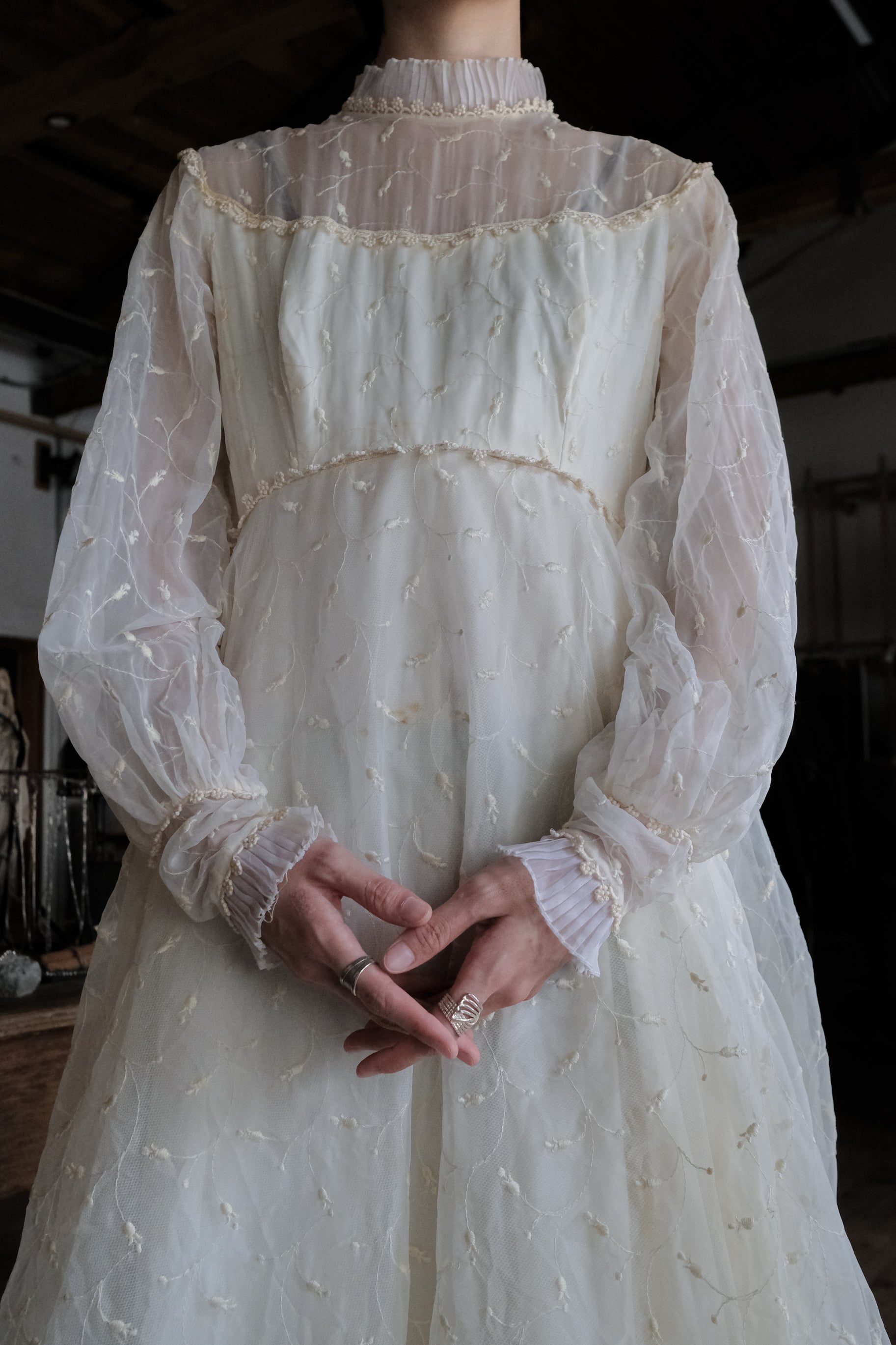 1960-1980's Lace Cloud Gauze Gown / 古董蕾絲雲紗婚裙
