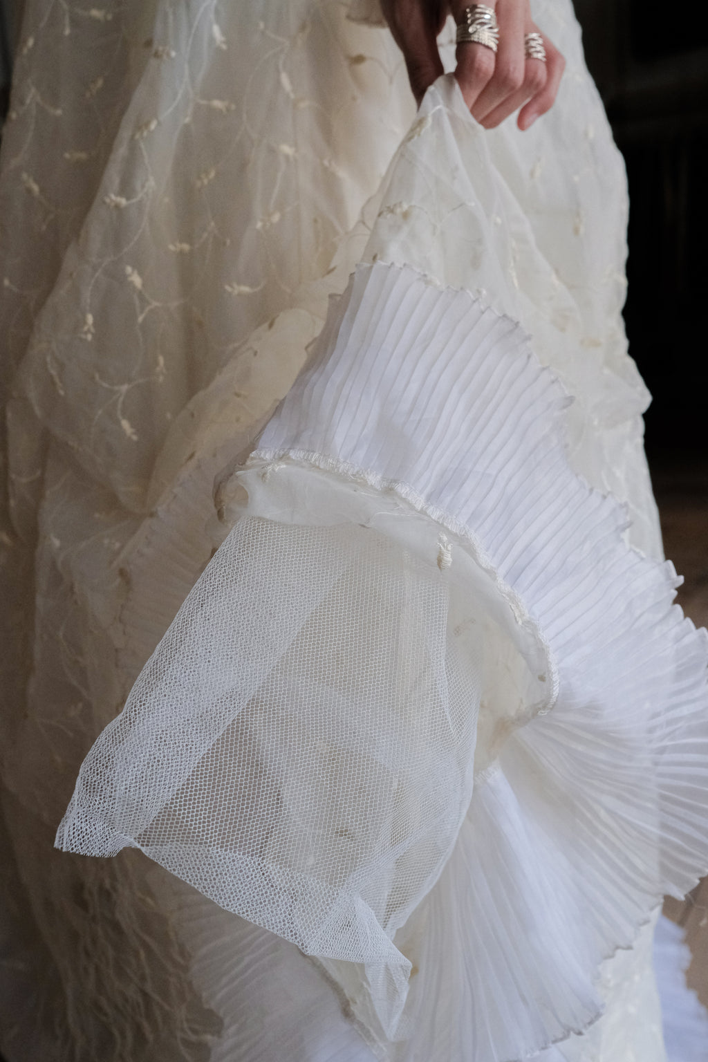1960-1980's Lace Cloud Gauze Gown / 古董蕾絲雲紗婚裙