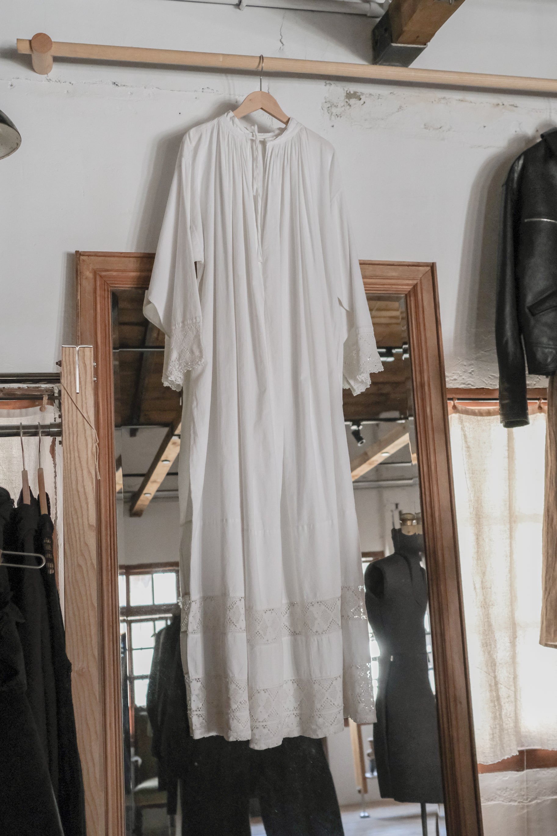 Early 20th C. French Church Smock / 法國古著牧師罩衫