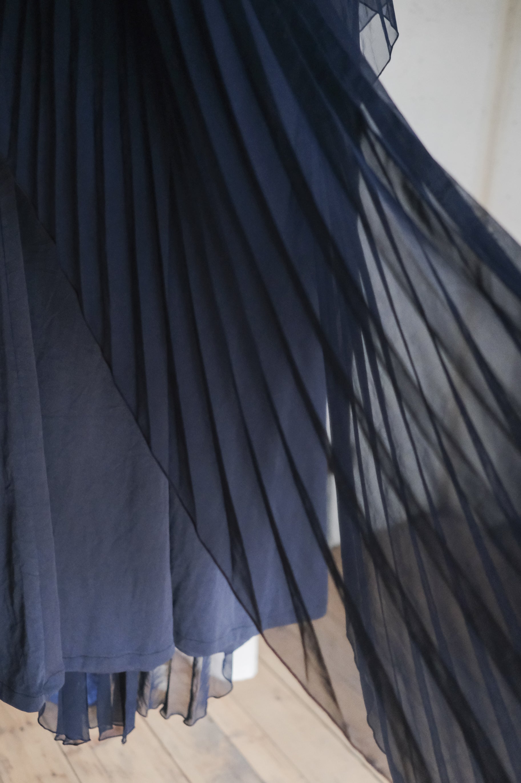 Vintage Pleated Kaftan Dress / 古著百折長袍洋裝