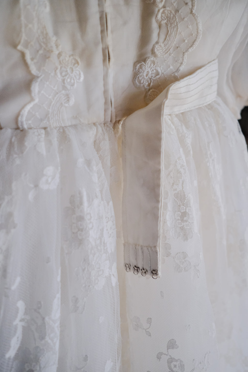 Vintage Mexican Oaxana Embroidered Dress