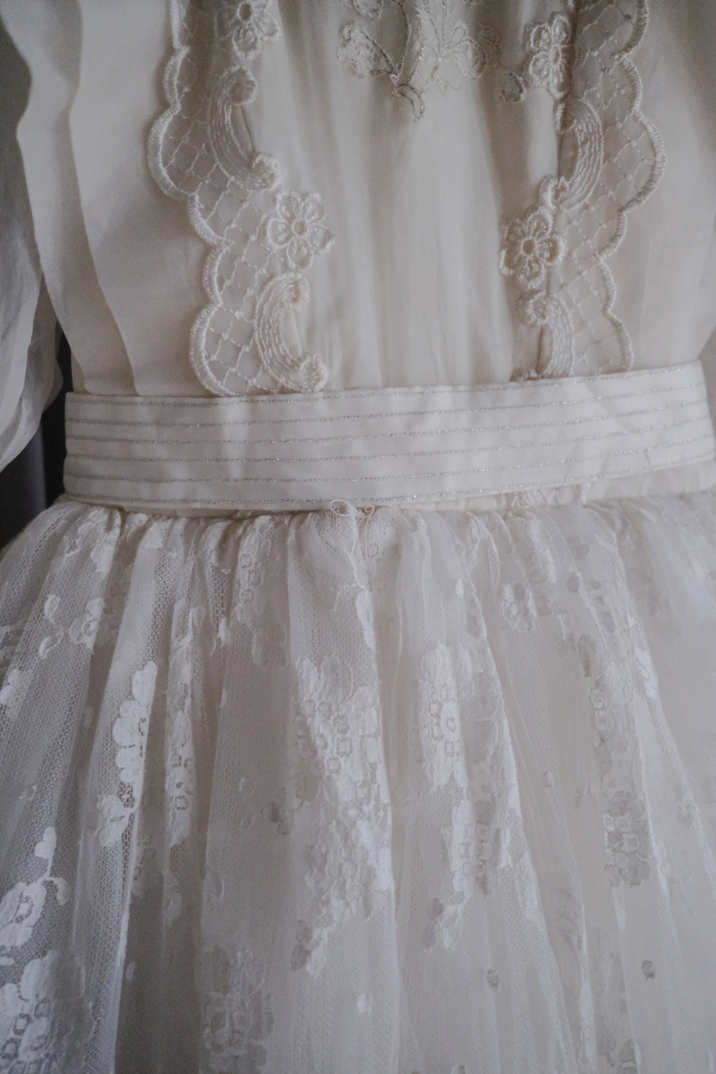 Vintage Mexican Oaxana Embroidered Dress