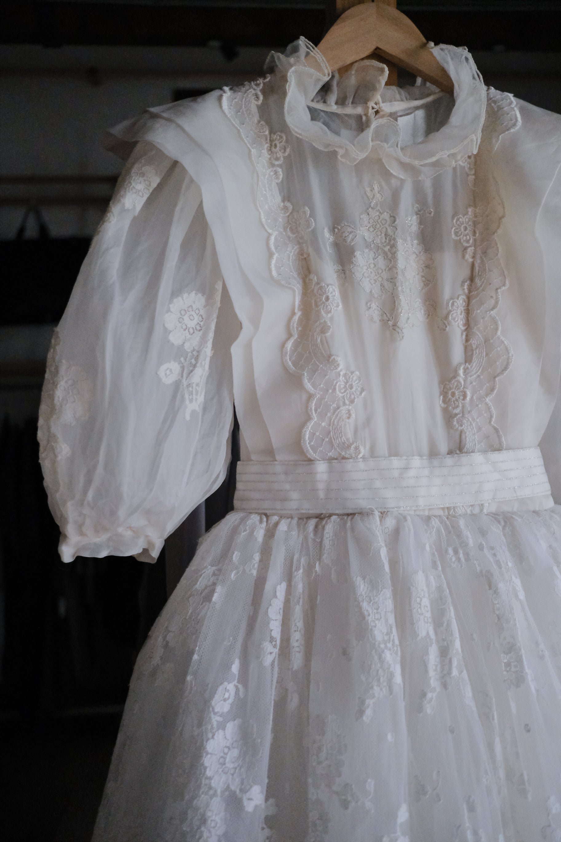 Vintage Mexican Oaxana Embroidered Dress