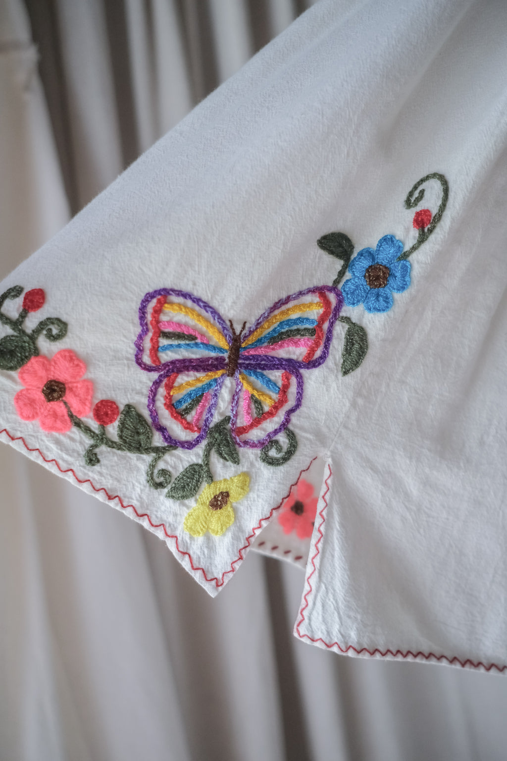 Vintage Guatemalan Embroidered Butterfly & Floral Dress