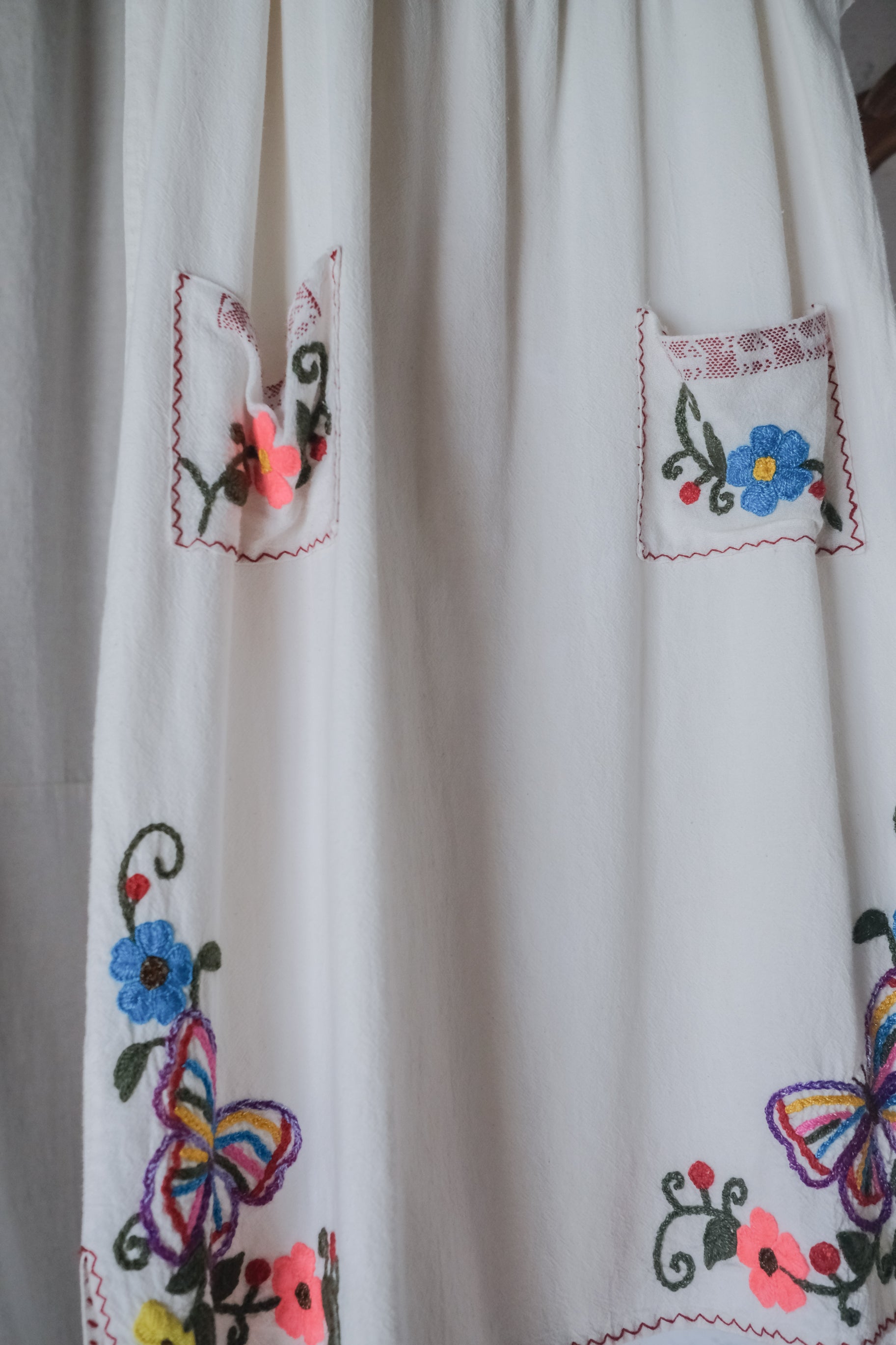Vintage Mexican Oaxana Embroidered Dress