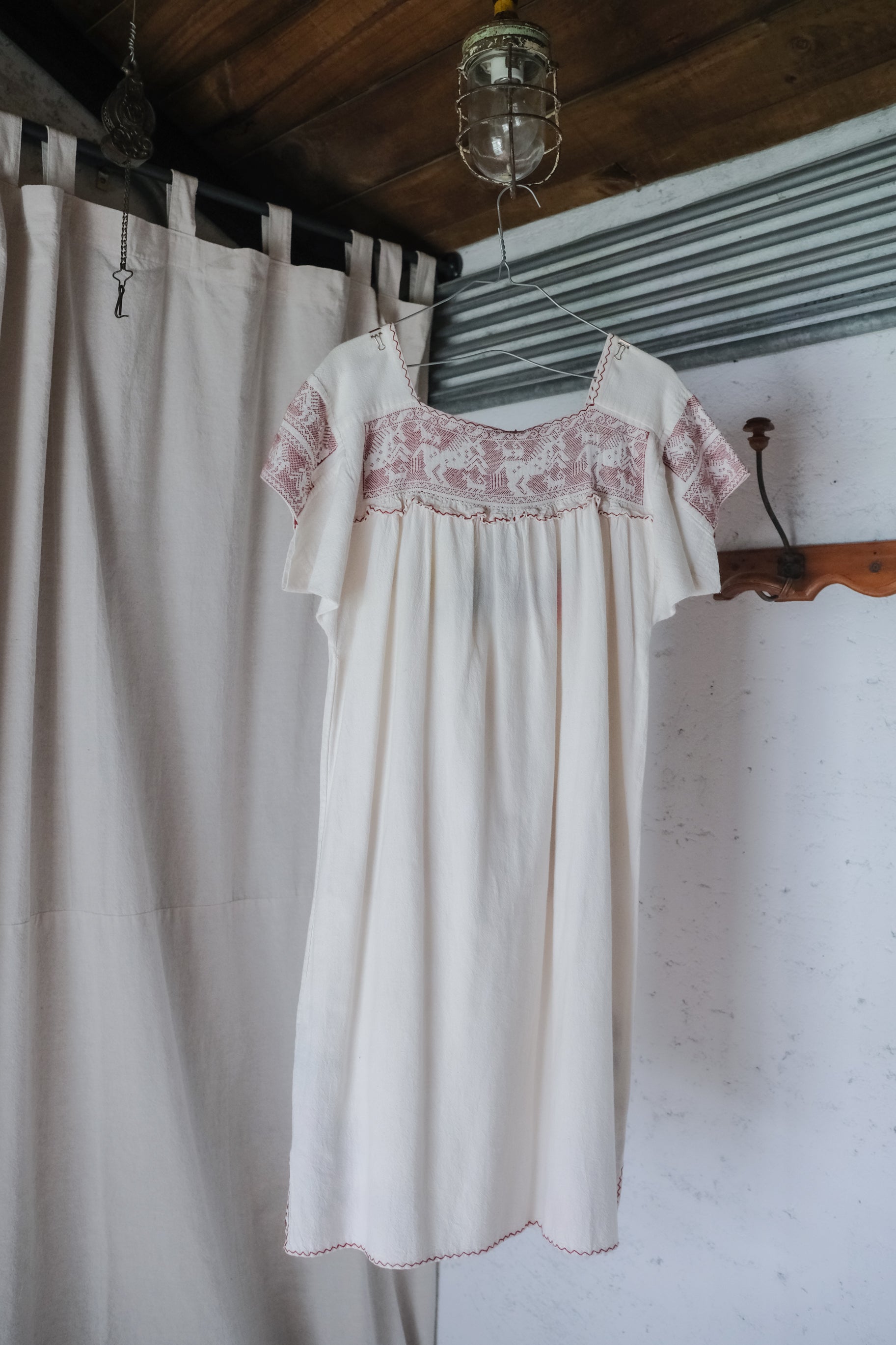 Vintage Mexican Oaxana Embroidered Dress