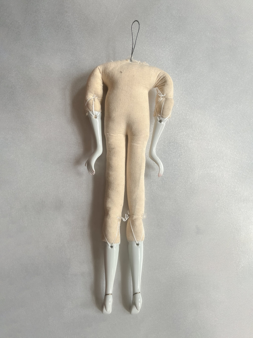 Porcelain Wired Doll / 可調式陶瓷娃娃