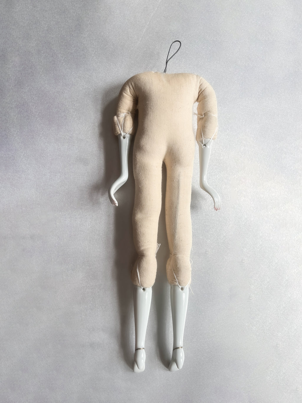 Porcelain Wired Doll / 可調式陶瓷娃娃
